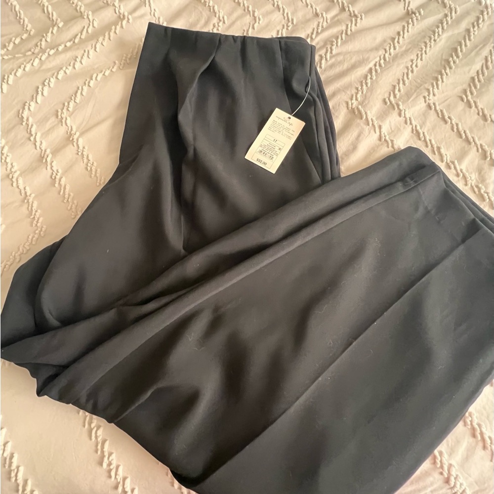 Chic Black Skirt